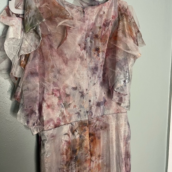 Rene Ruiz‎ Abstract Metallic Ruffle Gown In Pink - Picture 7 of 9